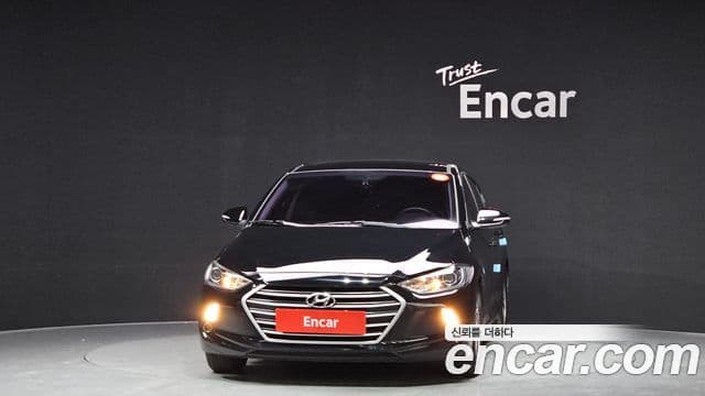 Hyundai Avante AD 1.6 GDI Smart, 2016 3