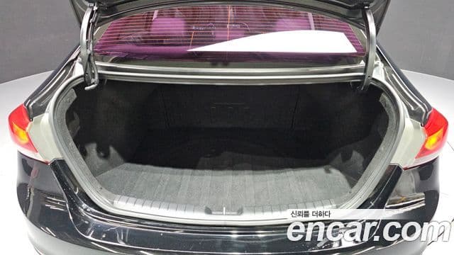 Hyundai Avante AD 1.6 GDI Smart, 2016 20