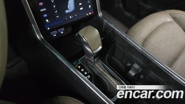 KG모빌리티(SsangYong) Torres T7, 2023 9