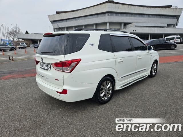 KG모빌리티(SsangYong) Korando 투리스모 4WD TX 11인승, 2017 6