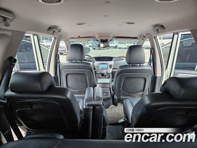 KG모빌리티(SsangYong) Korando 투리스모 4WD TX 11인승, 2017 12