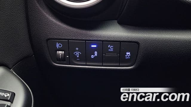 Hyundai Kona Modern tech, 2018 17