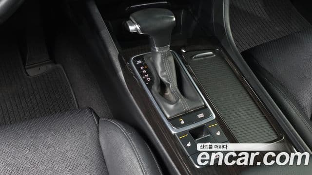 Kia K5 2세대 MX Prestige, 2017 9