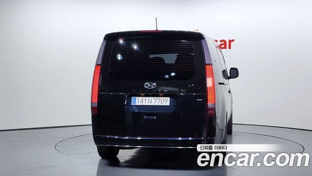 Hyundai Staria Inspiration, 2022 4