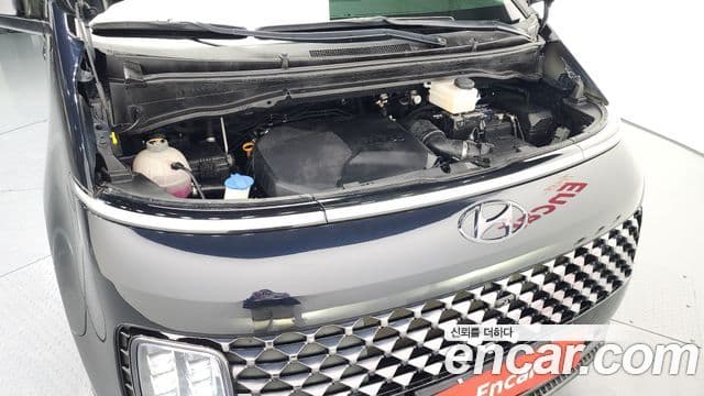 Hyundai Staria Inspiration, 2022 6