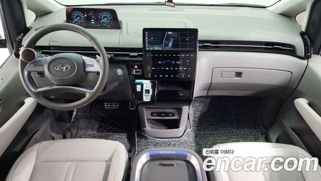 Hyundai Staria Inspiration, 2022 7