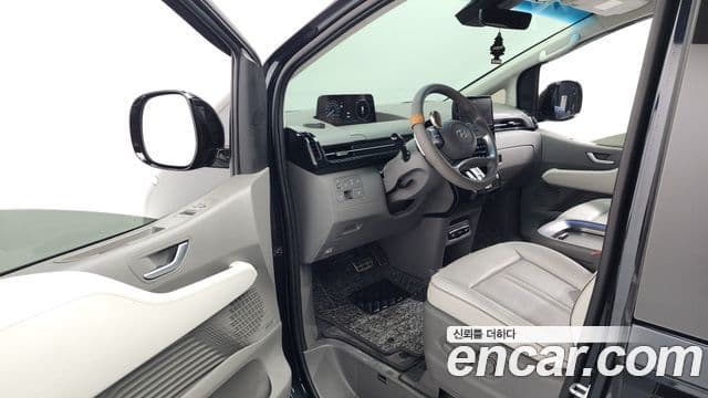 Hyundai Staria Inspiration, 2022 10