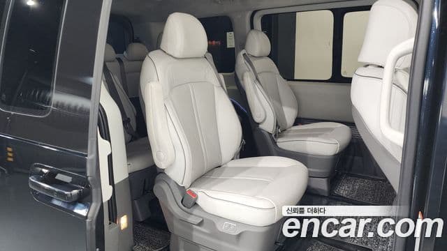 Hyundai Staria Inspiration, 2022 12