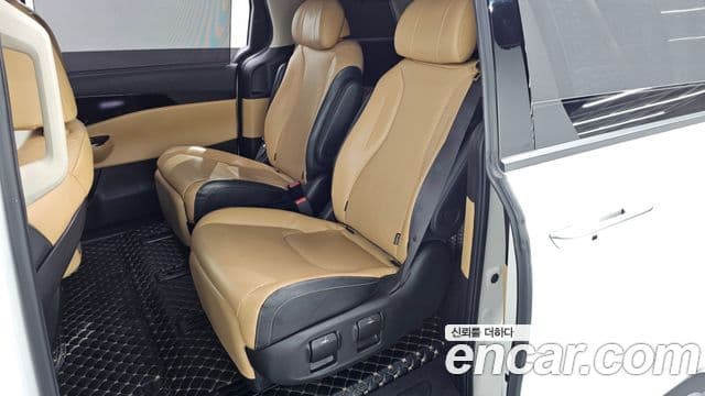 Kia Carnival 4세대 Signature, 2021 11