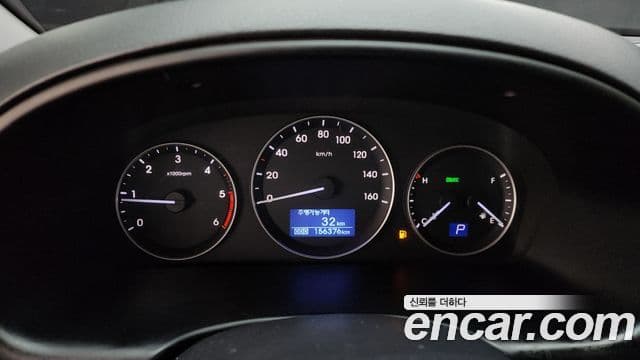 Hyundai The / новый New Grand Starex Modern, 2019 8