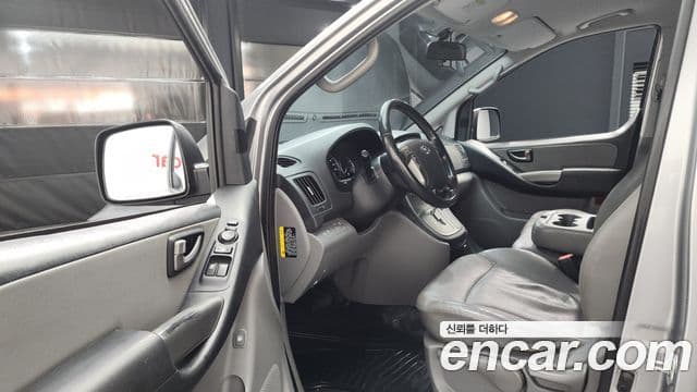 Hyundai The / новый New Grand Starex Modern, 2019 10