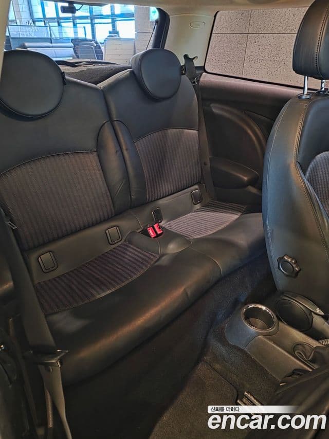 Mini Cooper D 2세대, 2013 17