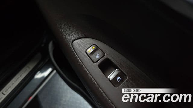 Hyundai Grandeur IG Premium, 2018 19