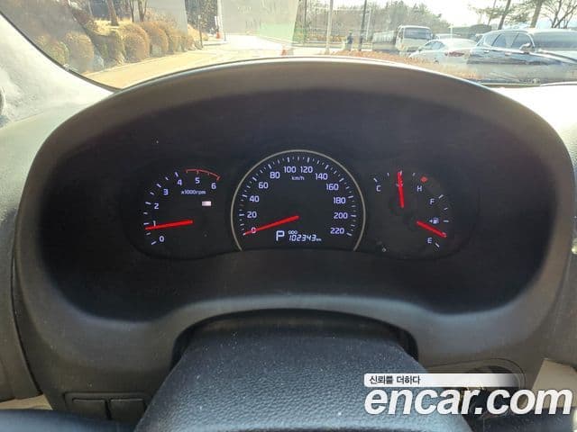 Kia Carnival R топовая версия, 2013 20