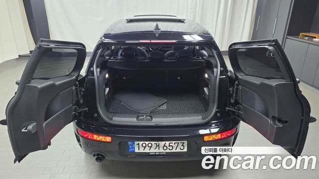 Mini Cooper S 클럽맨 2세대, 2023 20