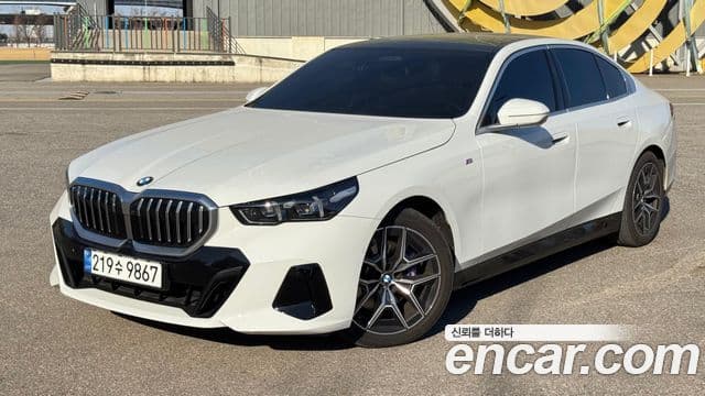 BMW 5시리즈 (G60) 523d xDrive M Sport, 2024 6