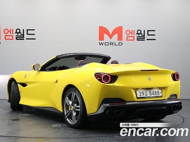 Ferrari 포르토피노 3.9 V8, 2019 2
