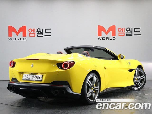 Ferrari 포르토피노 3.9 V8, 2019 3
