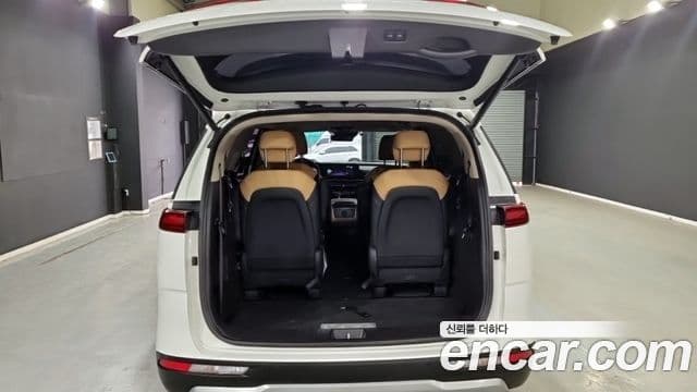 Kia Carnival 4세대 Prestige, 2023 11