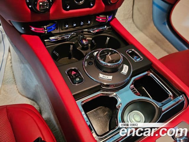 Rolls-Royce 던, 2019 14