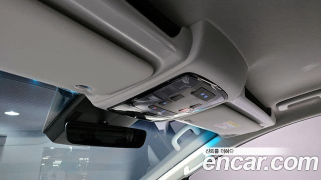 Hyundai Staria Modern, 2025 19