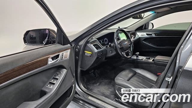 Genesis G80 Premium Luxury, 2018 17