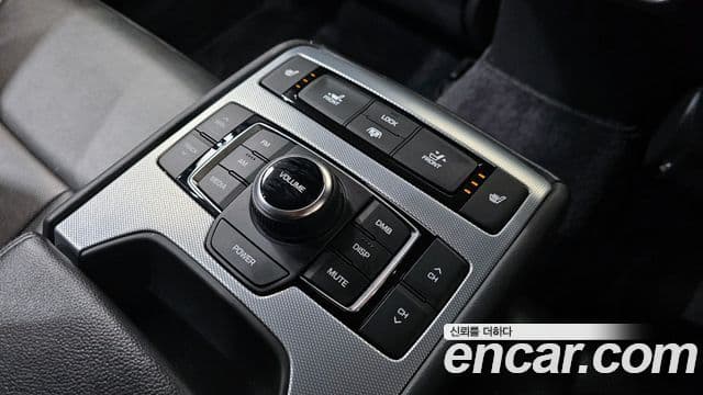 Genesis G80 Premium Luxury, 2018 16