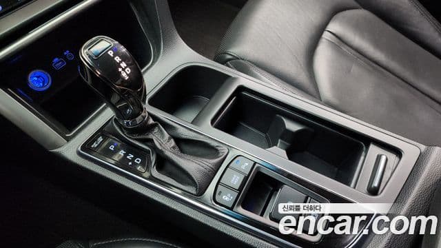 Hyundai LF Sonata Premium, 2015 9