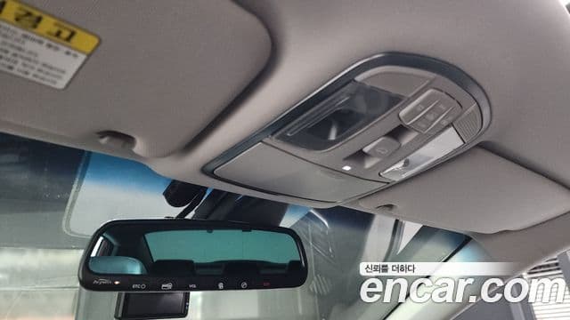 Hyundai LF Sonata Premium, 2015 17