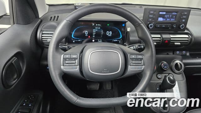 Hyundai Casper турбо D Essential Light, 2024 13