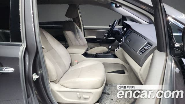 Kia All New Carnival Special, 2018 8