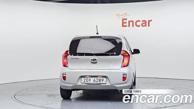 Kia All New Morning Deluxe Trendy, 2015 4