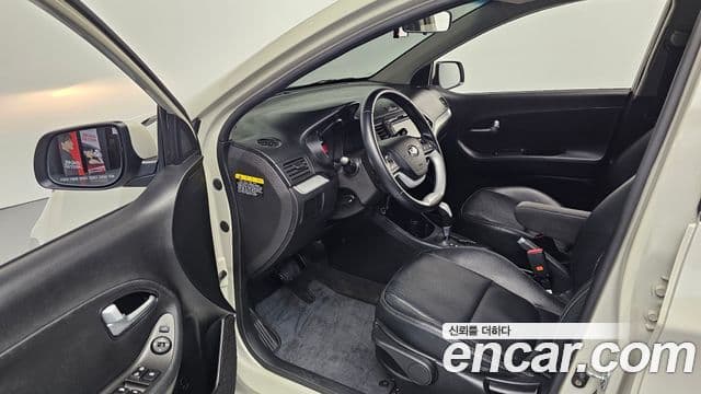 Kia All New Morning Deluxe Trendy, 2015 10