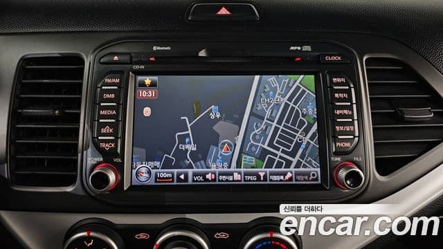 Kia All New Morning Deluxe Trendy, 2015 15