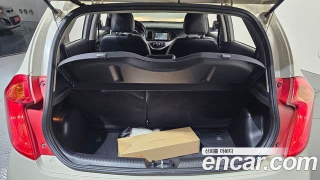 Kia All New Morning Deluxe Trendy, 2015 20