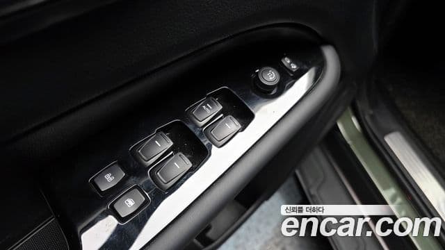 KG모빌리티(SsangYong) Musso Sport 칸 (Q250) Prestige, 2025 14