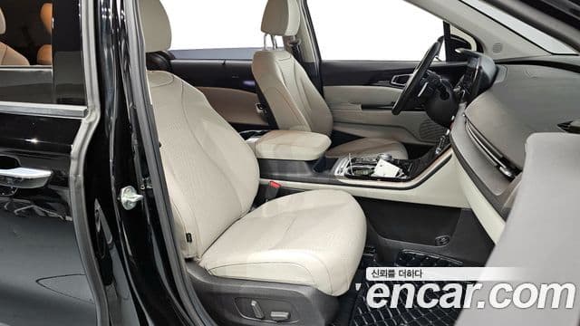 Kia Carnival 4세대 Signature, 2023 10