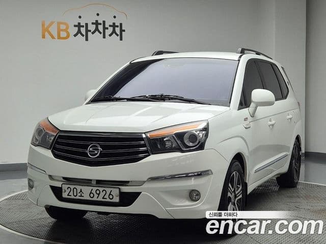KG모빌리티(SsangYong) Korando 투리스모 4WD GT 9인승, 2015 1