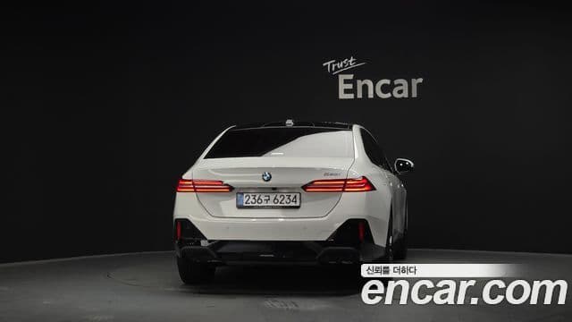 BMW 5시리즈 (G60) 520i M Sport, 2025 4