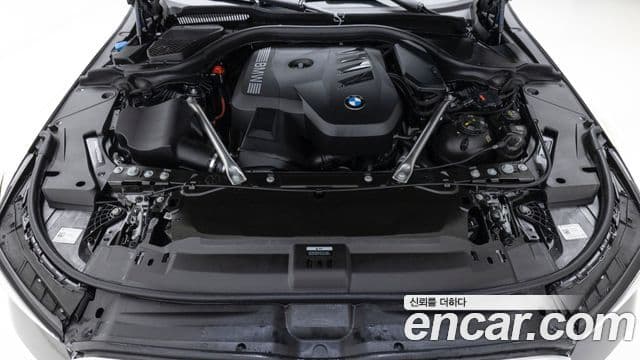 BMW 5시리즈 (G60), 2025 8