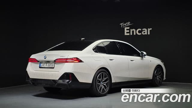 BMW 5시리즈 (G60) 520i M Sport, 2025 2