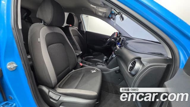 Hyundai Kona Smart, 2018 10