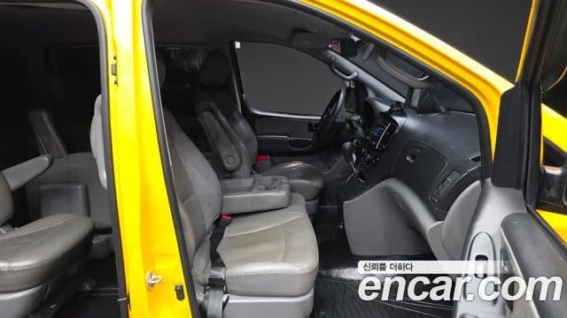 Hyundai Grand Starex Smart, 2016 11