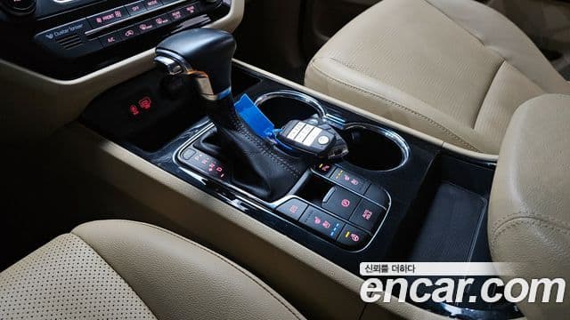 Kia The / новый New Carnival Prestige, 2019 9