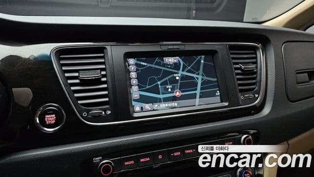 Kia The / новый New Carnival Prestige, 2019 14