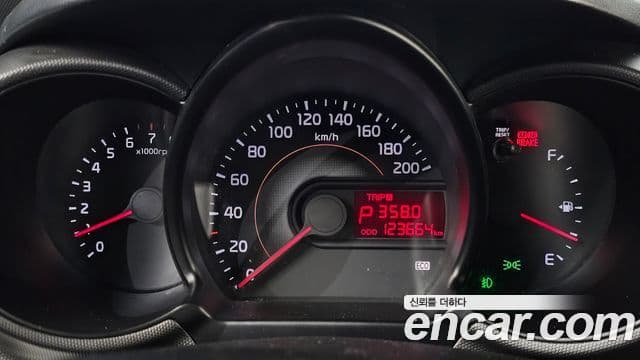 Kia Ray Special, 2013 8