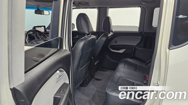 Kia Ray Special, 2013 11