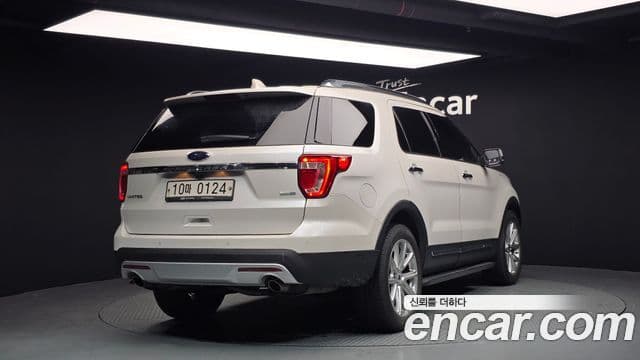 Ford Explorer 5세대, 2017 2