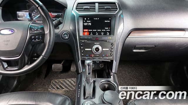 Ford Explorer 5세대, 2017 14