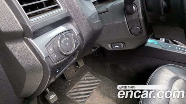 Ford Explorer 5세대, 2017 17